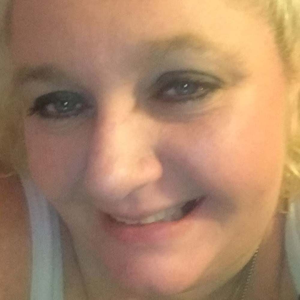 Meet your Posher, Nickie